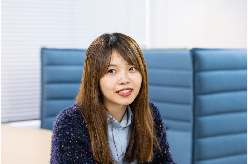 写真：IT戦略部情報システム課 佐藤様