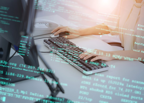 画像：システム開発